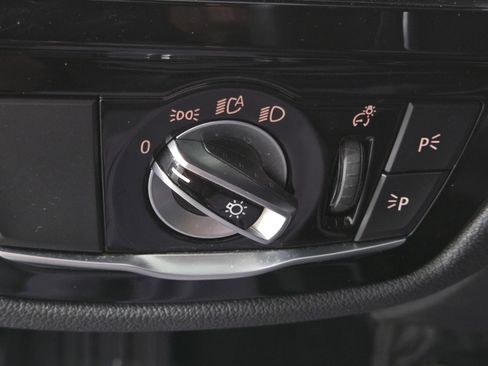 Used 2023 BMW 530i w/ Convenience Package image 29