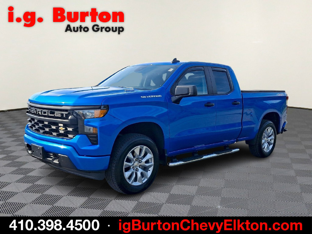 Used 2025 Chevrolet Silverado 1500 Custom AWD/4WD image 3