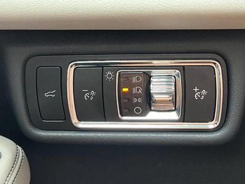 Used 2025 Lincoln Aviator Reserve w/ Equipment Group 201A AWD/4WD image 20