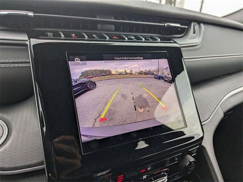 New 2024 Jeep Grand Cherokee L Laredo image 27