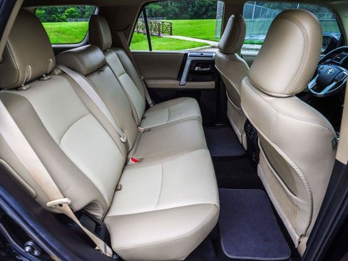 Used 2014 Toyota 4Runner SR5 Premium RWD image 38