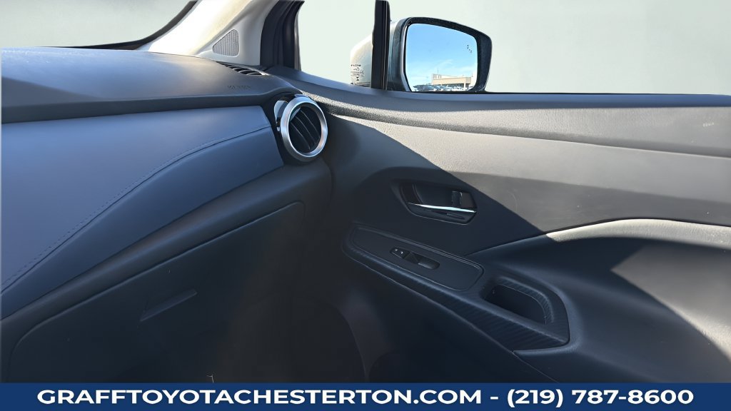 Used 2024 Nissan Versa SV FWD image 13