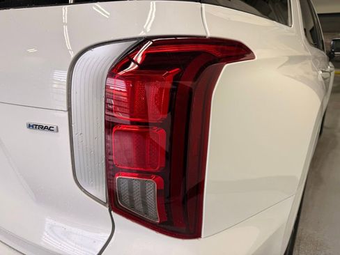 Used 2023 Hyundai Palisade Calligraphy AWD/4WD image 5
