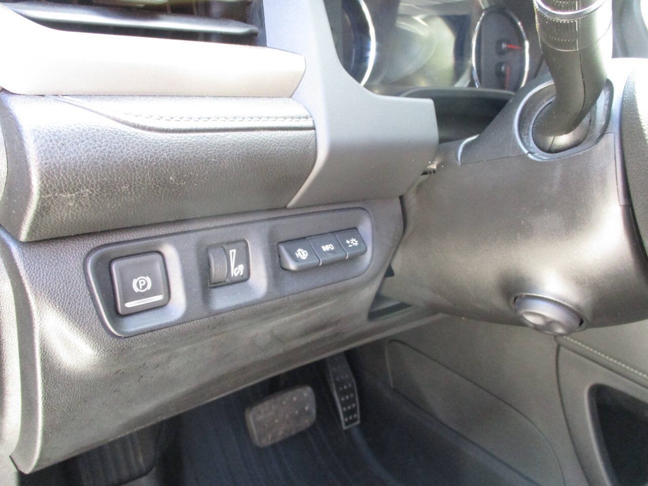 Used 2021 GMC Acadia Denali w/ Denali Ultimate Package AWD/4WD image 19