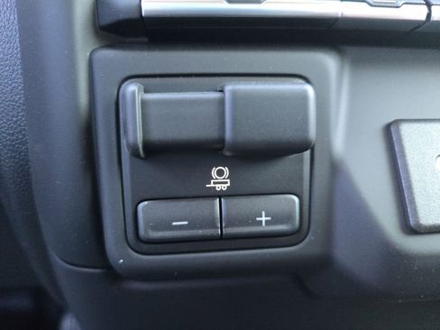 New 2026 GMC Sierra 2500 Pro w/ Convenience Package image 12