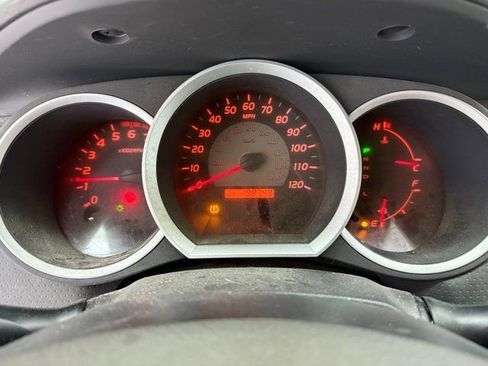 Used 2009 Toyota Tacoma PreRunner image 12