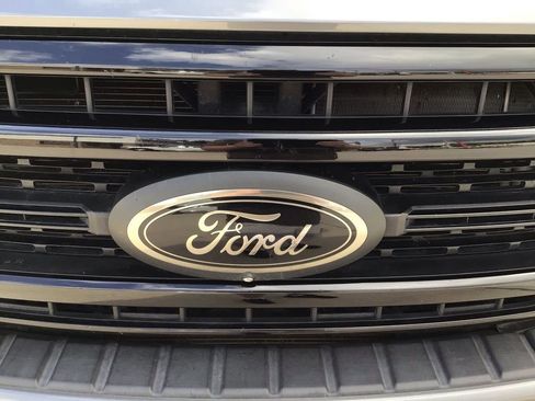Used 2021 Ford F250 Lariat image 32