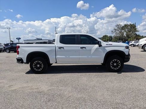 Used 2026 Chevrolet Silverado 1500 ZR2 AWD/4WD image 3
