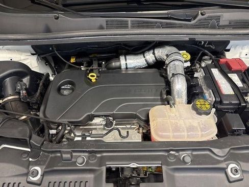 Used 2022 Buick Encore Preferred w/ Safety Package AWD/4WD image 27