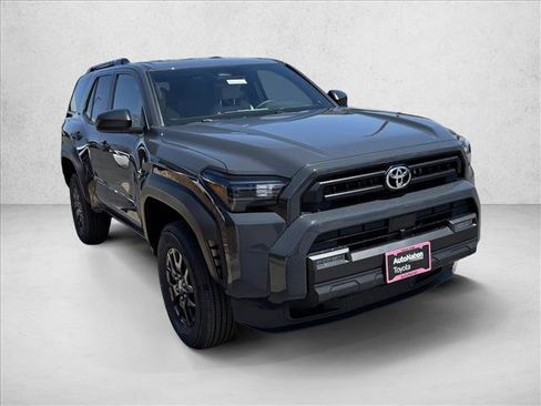 New 2026 Toyota 4Runner SR5 AWD/4WD image 3