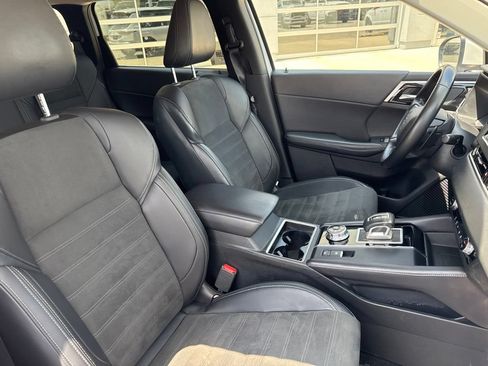 Used 2024 Mitsubishi Outlander SE FWD image 39