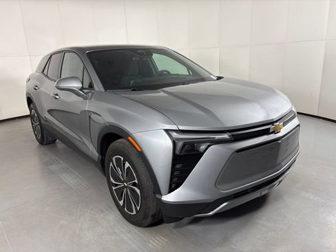 Certified 2025 Chevrolet Blazer EV LT w/ LPO, All-Weather Mat Package FWD image 2