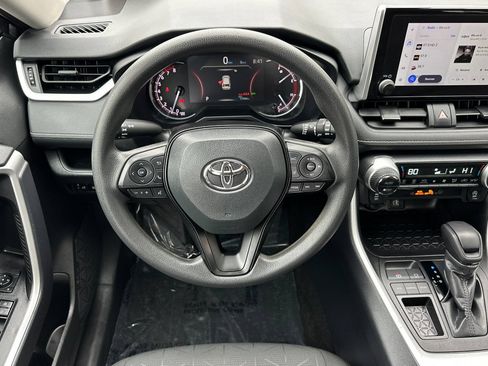 Used 2024 Toyota RAV4 XLE w/ Convenience Package FWD image 15