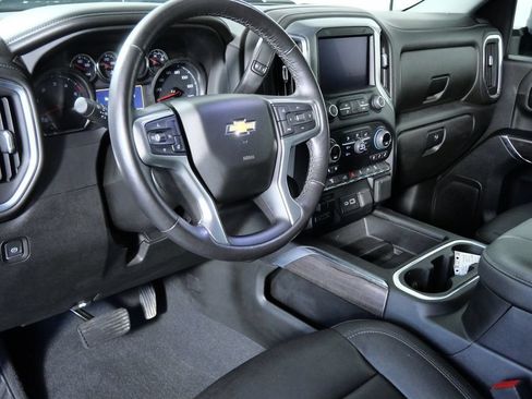 Used 2023 Chevrolet Silverado 2500 LTZ AWD/4WD image 3