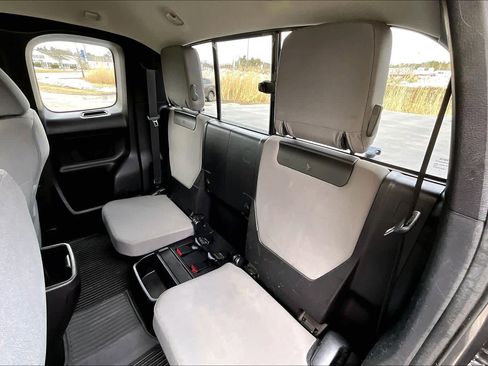 Used 2016 Toyota Tacoma SR5 image 20