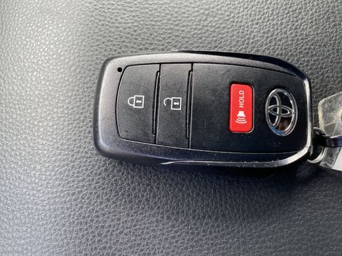 Used 2026 Toyota Tacoma TRD Sport AWD/4WD image 31