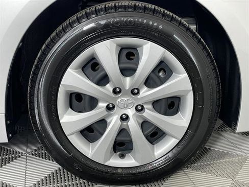 Used 2023 Toyota Corolla LE image 24