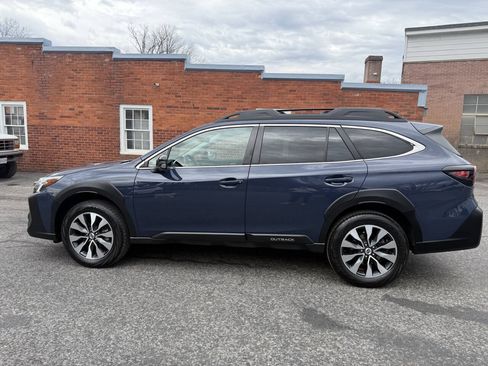 Used 2023 Subaru Outback Limited AWD/4WD image 1