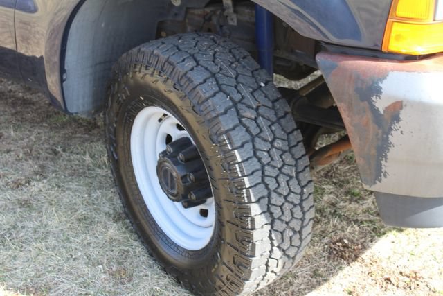 Used 2001 Ford F350 XL AWD/4WD image 17