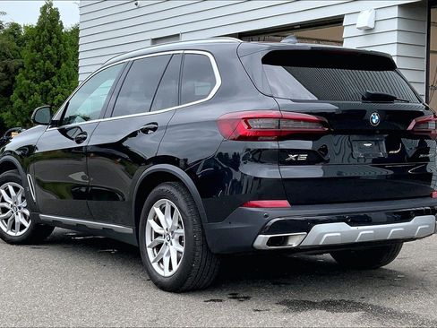 Used 2023 BMW X5 xDrive40i w/ Premium Package AWD/4WD image 2
