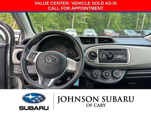 Used 2012 Toyota Yaris LE FWD image 8