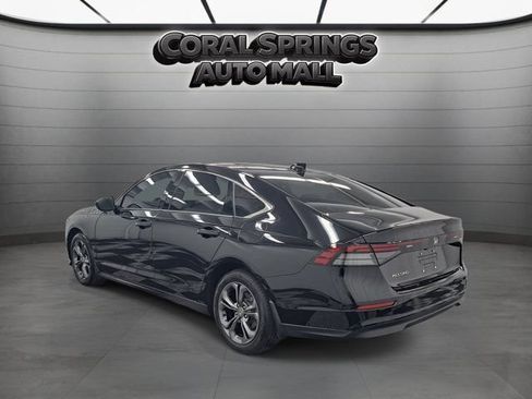 Used 2023 Honda Accord EX image 4