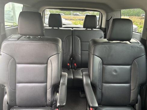 Used 2019 GMC Acadia SLT image 26