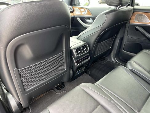 Certified 2025 Mercedes-Benz GLS 450 4MATIC w/ AMG Line Exterior image 19