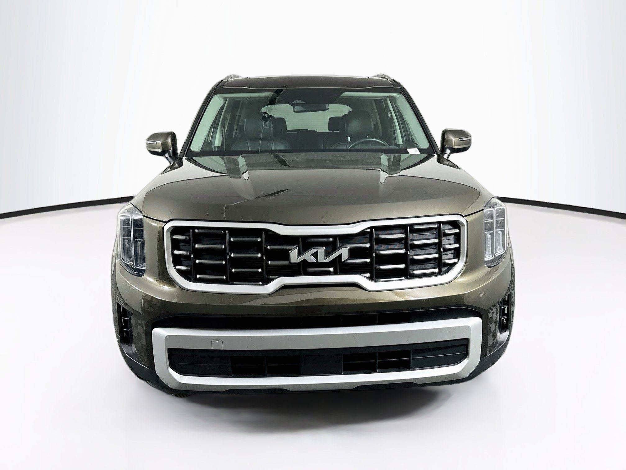 Used 2025 Kia Telluride S AWD/4WD image 2