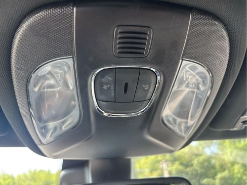 Used 2023 Jeep Compass Latitude AWD/4WD image 23