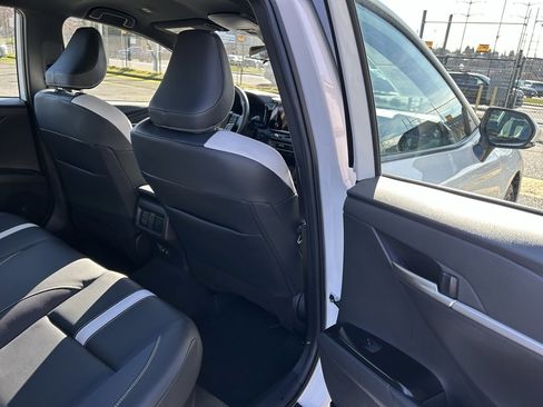 Certified 2025 Toyota Camry SE image 13