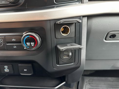 Used 2021 Ford F150 XLT w/ XTR Package image 17