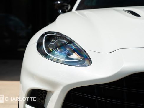 Used 2025 Aston Martin DBX 707 AWD/4WD image 3