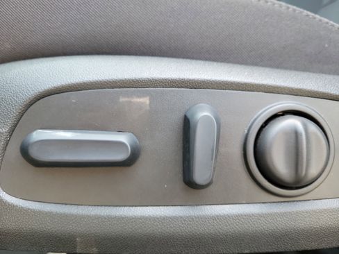 Used 2025 Chevrolet Malibu LT FWD image 15