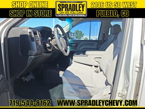 Used 2018 Chevrolet Silverado 1500 Custom w/ Custom Value Package AWD/4WD image 6