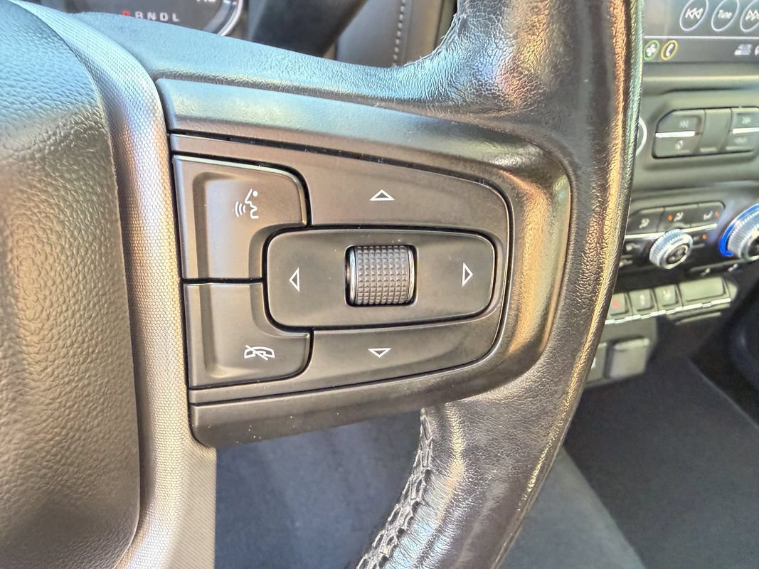 Used 2019 GMC Sierra 1500 SLE w/ SLE Value Package AWD/4WD image 18