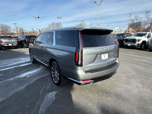 Certified 2024 Cadillac Escalade ESV Premium Luxury Platinum w/ Heavy-Duty Trailer Package image 5