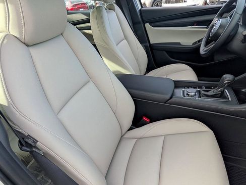 New 2026 MAZDA MAZDA3 2.5 S Sedan w/ Preferred Pkg image 32