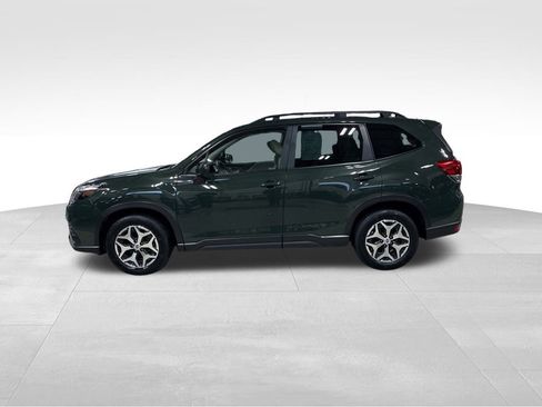 Certified 2023 Subaru Forester Premium image 6