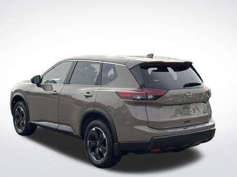 Used 2025 Nissan Rogue SV AWD/4WD image 7
