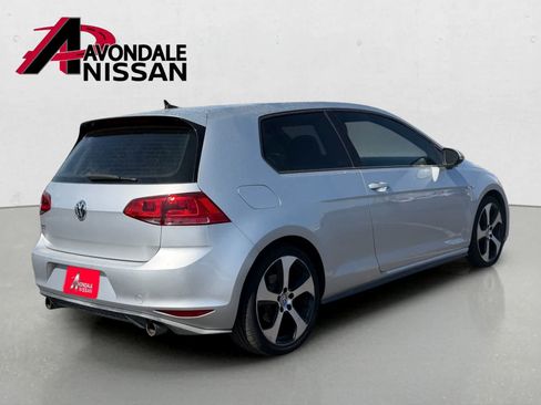 Used 2015 Volkswagen GTI SE w/ Lighting Package (SEL) FWD image 4