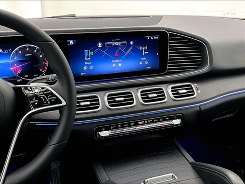Used 2024 Mercedes-Benz GLE 350 4MATIC image 5