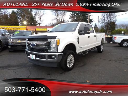 Used 2017 Ford F250 XLT image 2