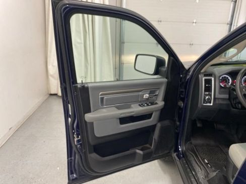 Used 2016 RAM 1500 Classic SLT AWD/4WD image 24