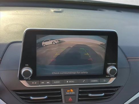 Used 2020 Nissan Altima 2.5 SR FWD image 23