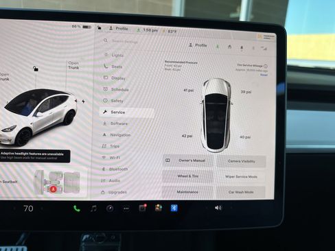 Used 2022 Tesla Model Y Performance image 22