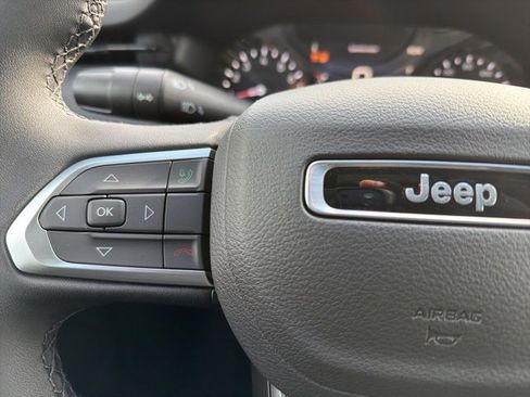 New 2026 Jeep Compass Limited image 19