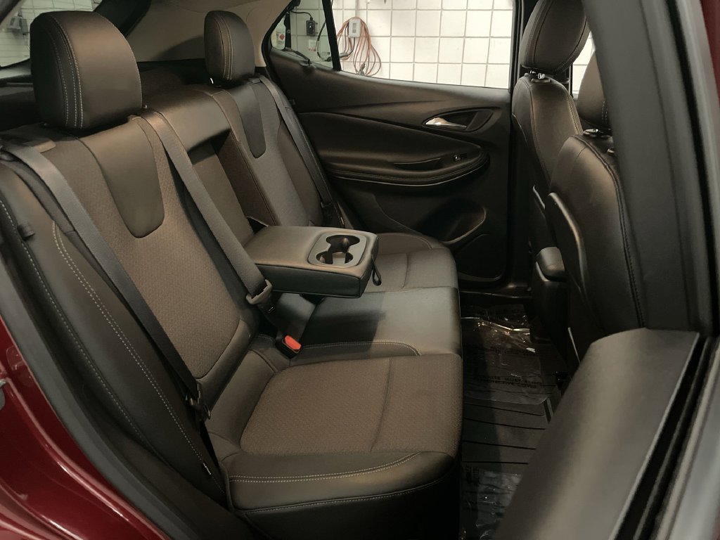 Used 2023 Buick Encore GX Select FWD image 19