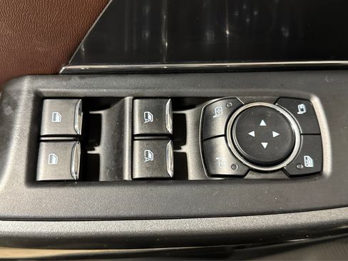 Used 2023 Ford F150 Lariat w/ Equipment Group 502A High image 17