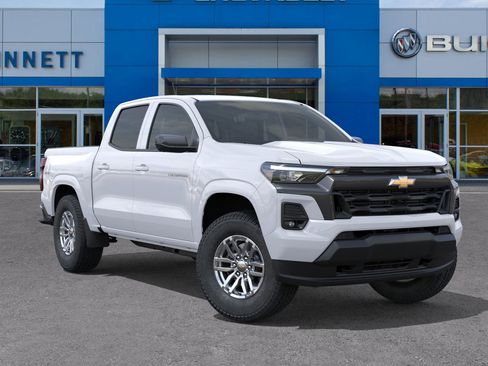 New 2025 Chevrolet Colorado LT w/ LT Convenience Package image 24